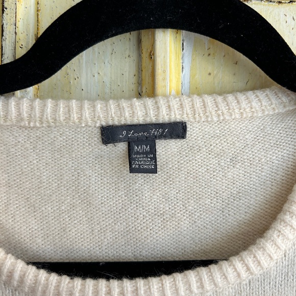 Wool Vintage Crop - Picture 2 of 4